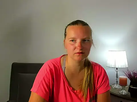 RoseTeacherX live XXX chat