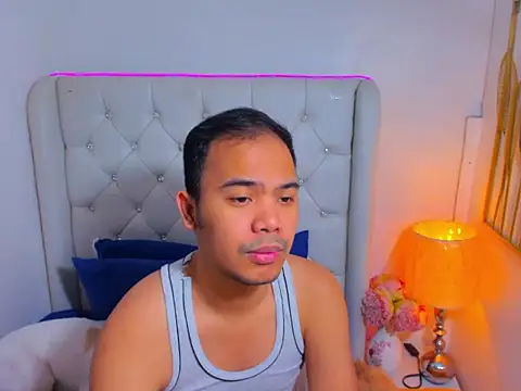 AsianZero Pertunjukan Webcam