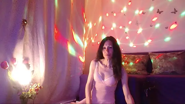 Chat XXX en directo de ElysaSun