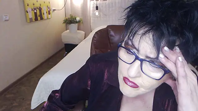 MasterLeila Chat XXX live