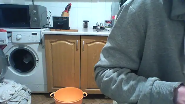 XXX chat uživo modela KaelNox
