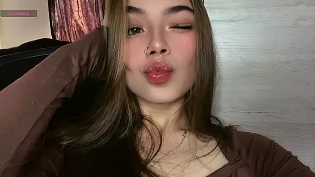 Mia_Victoria22 – Naživo chatovacia miestnosť