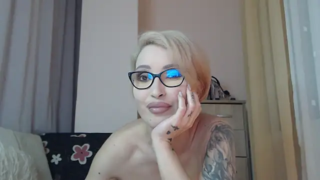 Chatroom XXX en direct de JADAPink___