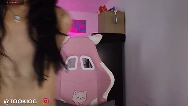 TOOKIOG_ – Naživo XXX chat
