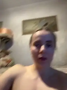 XXX chat uživo modela AlisaKissss