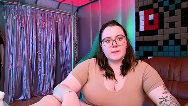 XXX chat uživo modela CatherineClaire