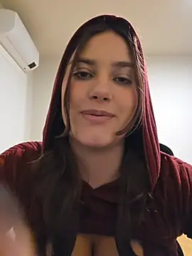 Czat XXX na żywo – MiaRides19
