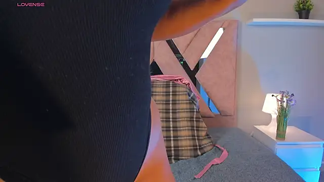 Eva-Millss' Webcam Show