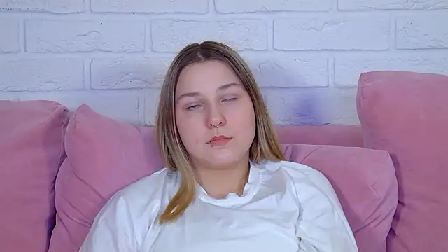 TinnaBurton Live XXX-chat