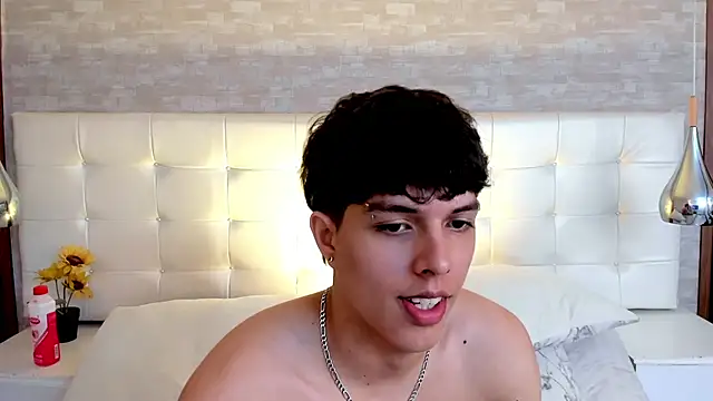DamiaanXx Live XXX-Chat