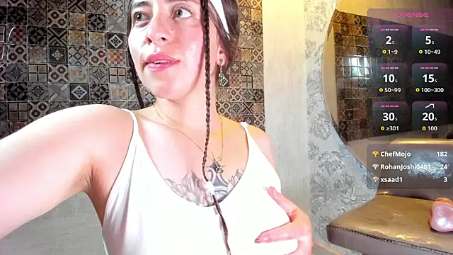 Keyla_ruiz_ Chat XXX in diretta