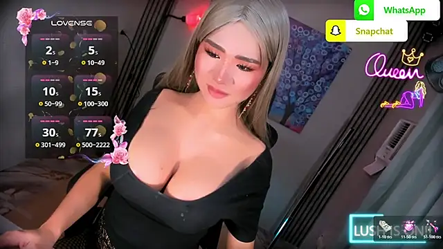 xBigSurpriseLorainex 网络视讯表演
