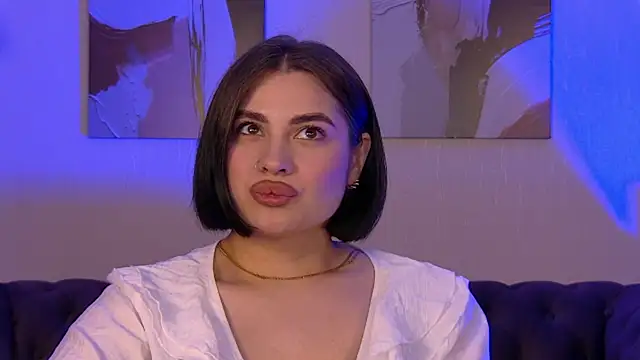 AdrianaToress – Naživo XXX chat