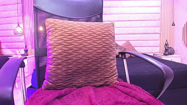 VictoriaaBlairn Live XXX chat