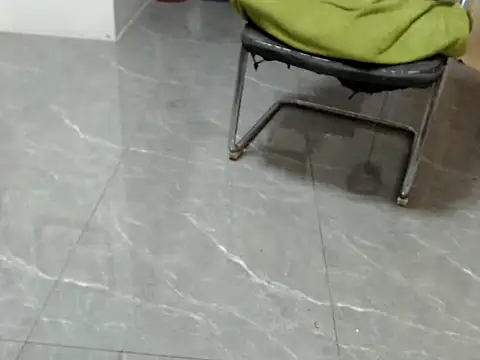 lavandermilk Pertunjukan Webcam