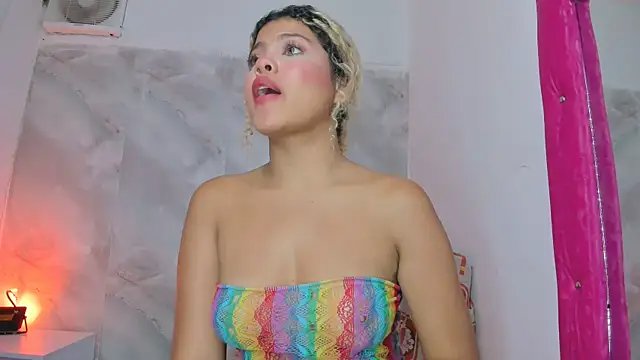 Chatroom XXX en direct de sofiacastillo01