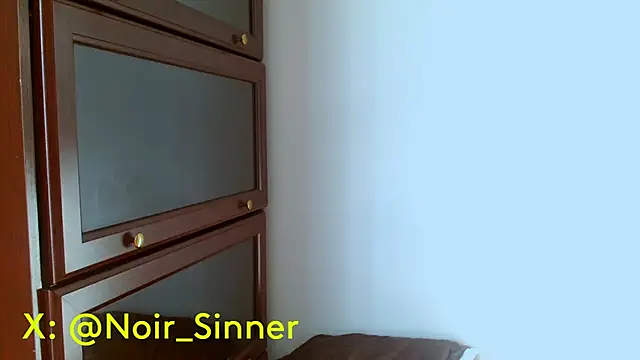 sinnernoir Adlı Modelin Canlı XXX Sohbeti