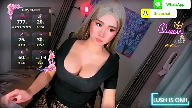 xBigSurpriseLorainex – webcam-show