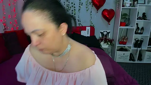 DarlingMilf – Kamerová šou