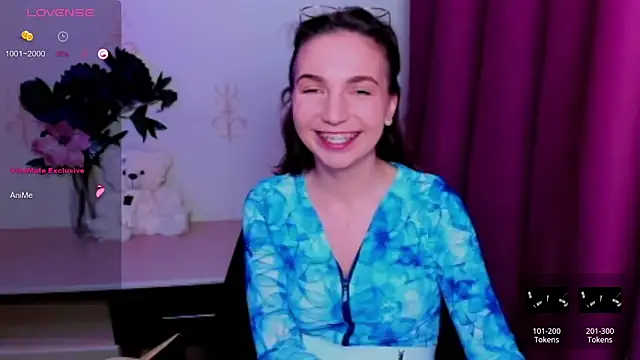 KindHazelHere_ Chat XXX live