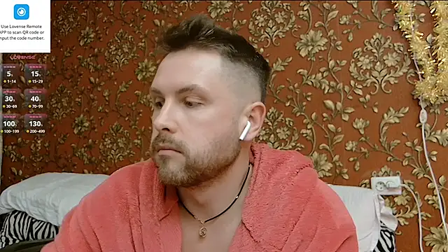 Show modela MartinBrandon na web-kameri
