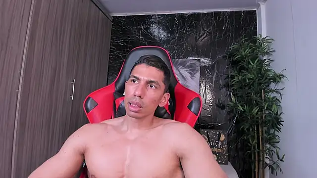 Erik_castle webkamerás műsora
