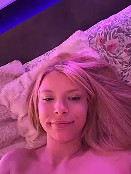 AnastasiaAniess' Live XXX Chat