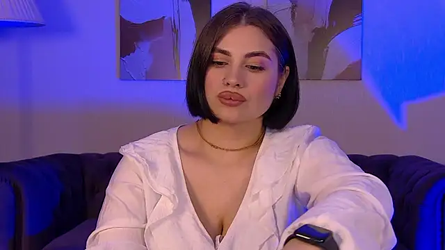 AdrianaToress élő XXX-chatje