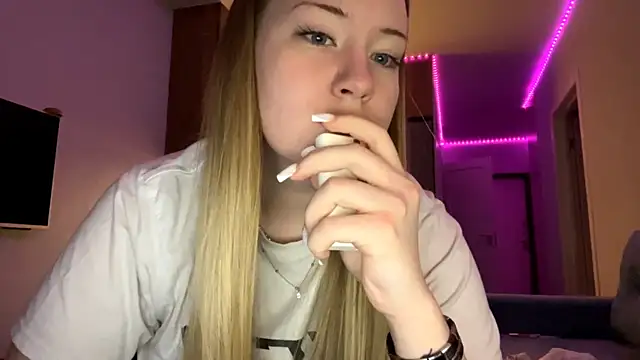 Lisi_Kiss_ live XXX chat