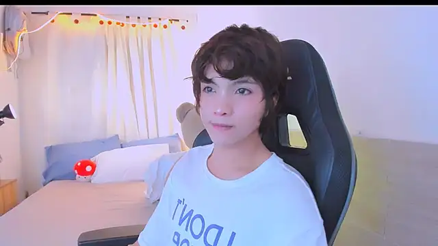Sweet_Allan Chat XXX in diretta