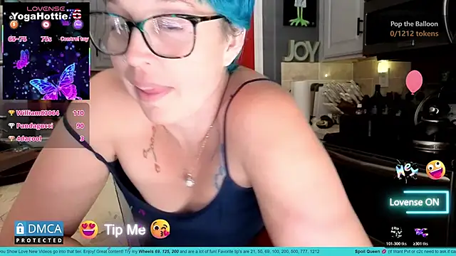 YogaHottie76のライブXXXチャット