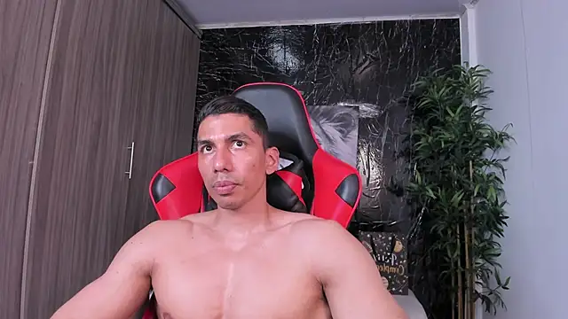Erik_castle webkamerás műsora
