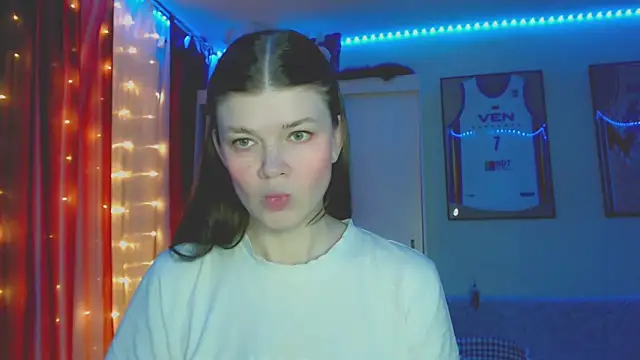 Chat +18 de Klementa ao vivo