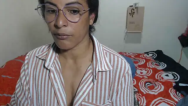 kateleyagrey Live XXX-Chat