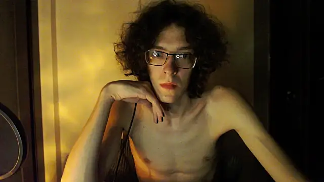LovesomeCookie webkamerás műsora