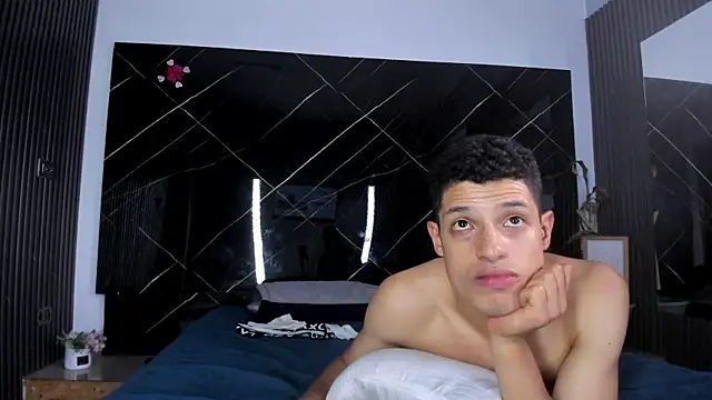 Show de Gael_Hills na webcam