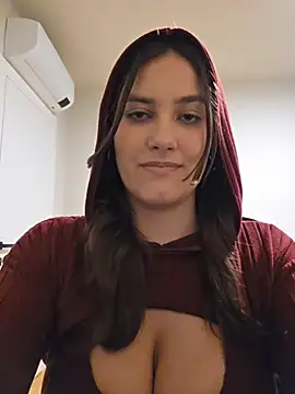 MiaRides19 Adlı Modelin Canlı XXX Sohbeti