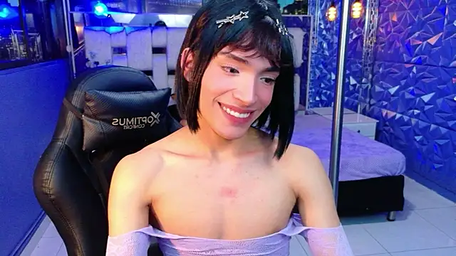 Chatroom XXX en direct de AlecciaNova
