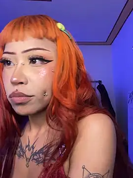Pokazy przed kamerką – suky_fox
