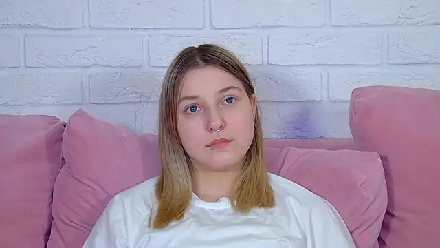 TinnaBurton's Live XXX Chat