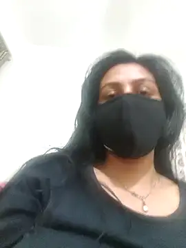 ravi_10o Adlı Modelin Canlı XXX Sohbeti