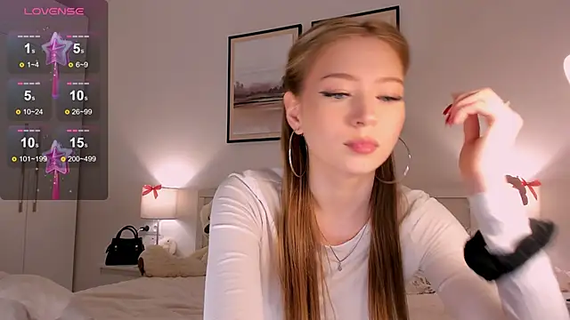 diana_nier Pertunjukan Webcam