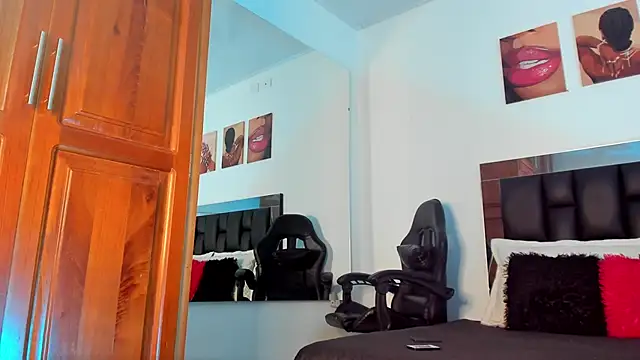 Chatroom XXX en direct de Liamsubtle01