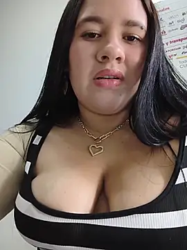 Kendra-daring Live chatroom
