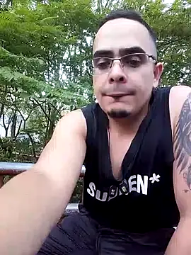 FeloBad 网络视讯表演