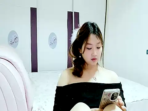 Yangyang-002 – live chatrum