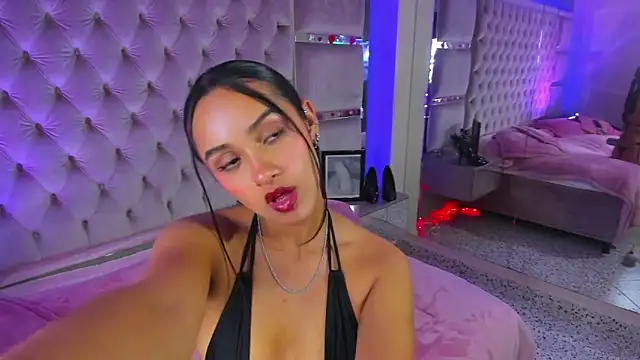 Chat +18 de Harii_02 ao vivo