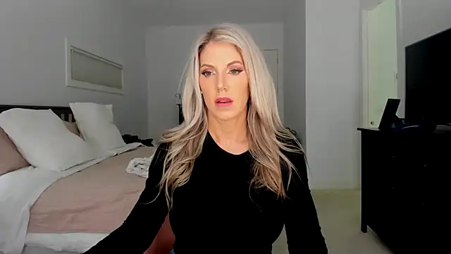Chat +18 de Kymmmy ao vivo