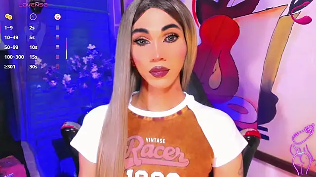 emelly_horny_'s Webcam Show