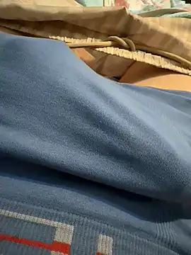 Chat +18 de Hotguyj ao vivo